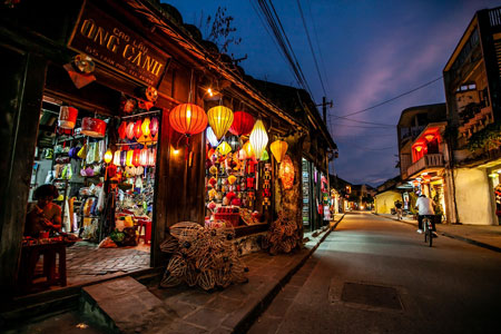 Lua Garden Restaurant Banner
